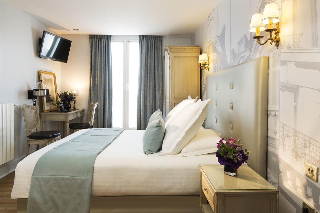 Hotel Plaza Elysees Paris Luaran gambar