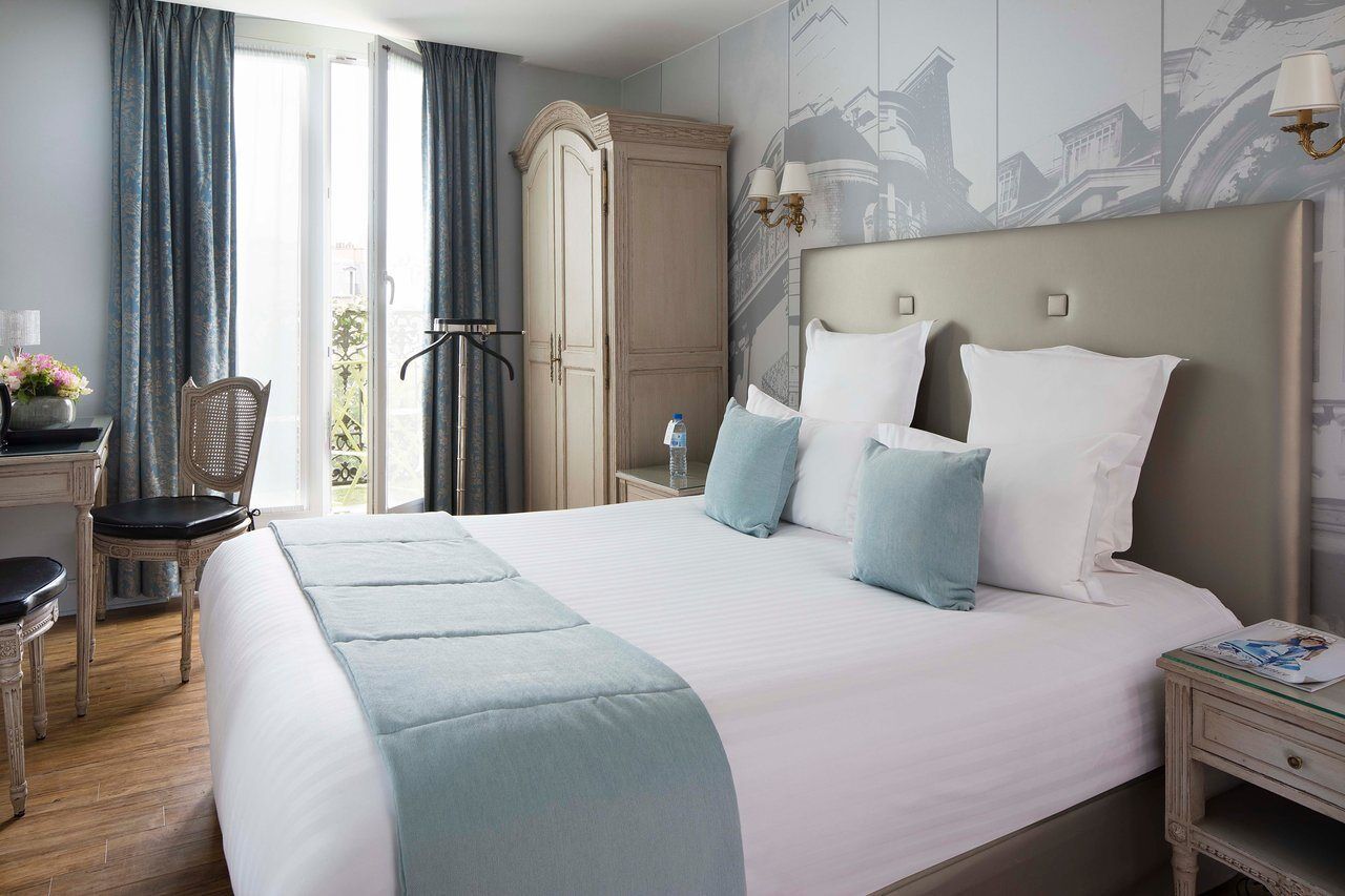 Hotel Plaza Elysees Paris Luaran gambar